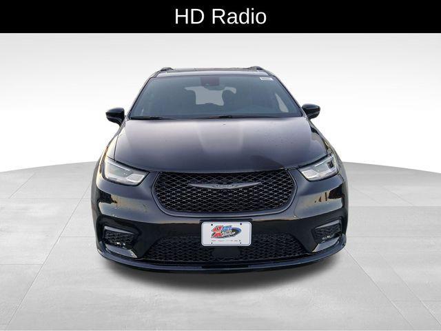 new 2026 Chrysler Pacifica car, priced at $49,935