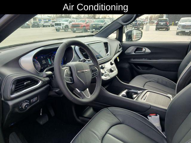 new 2026 Chrysler Pacifica car, priced at $51,087