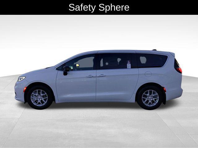 new 2026 Chrysler Pacifica car, priced at $42,616