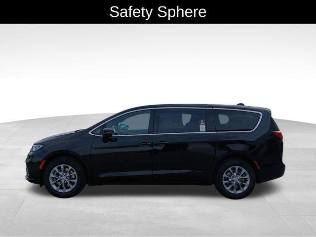 new 2026 Chrysler Pacifica car, priced at $44,026
