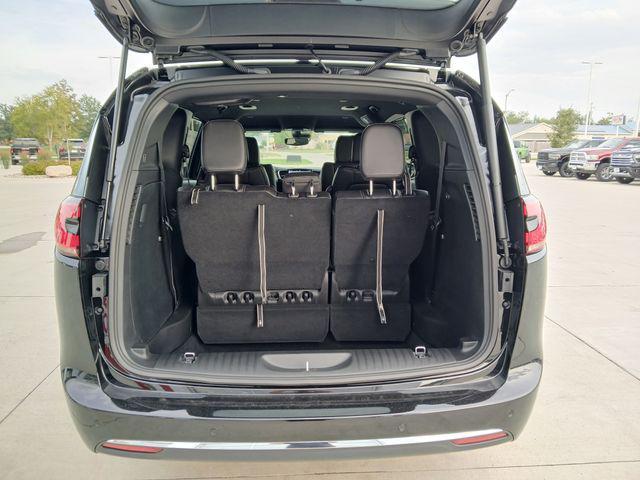 new 2026 Chrysler Pacifica car, priced at $44,026