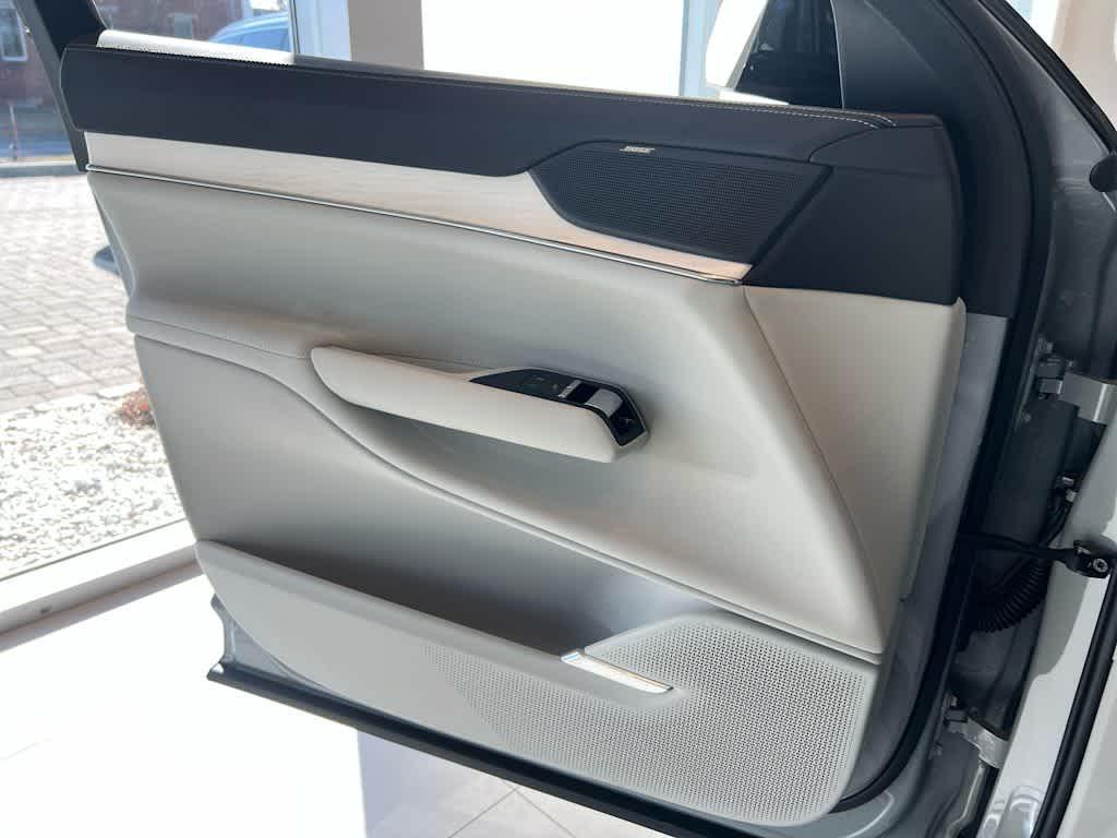 new 2026 Volvo EX90 car, priced at $84,184