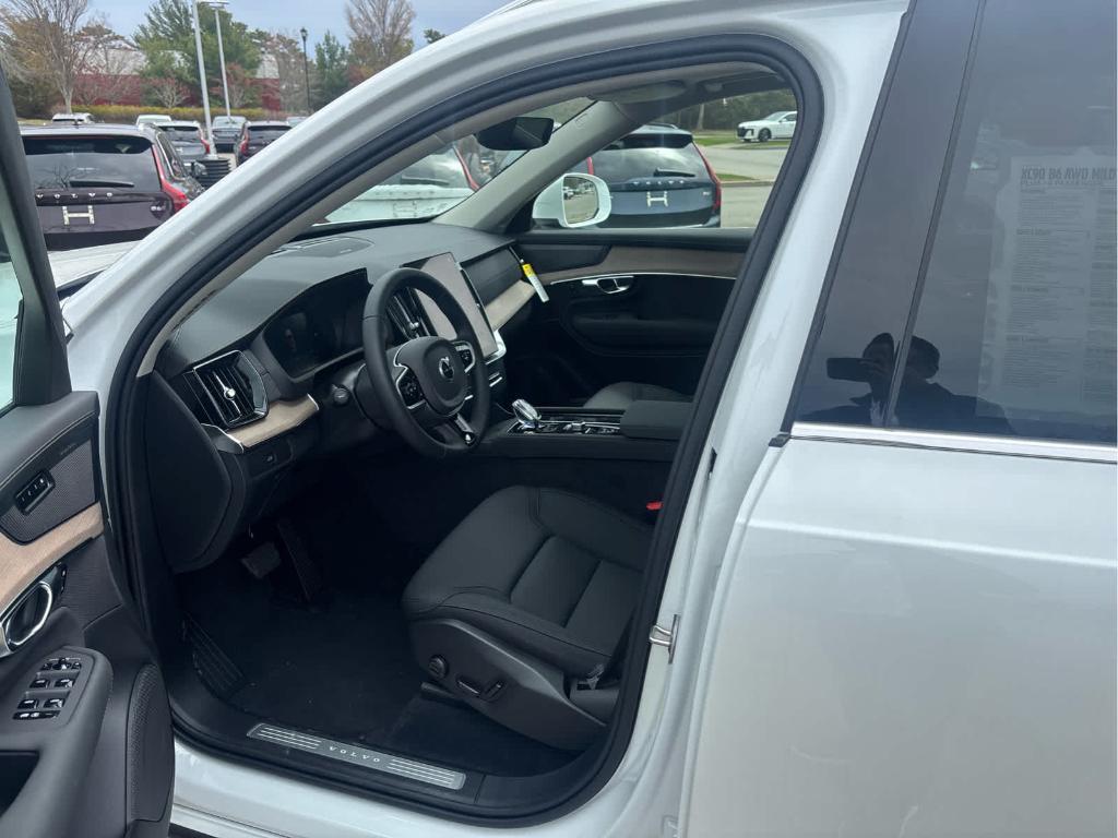new 2026 Volvo XC90 car, priced at $73,424