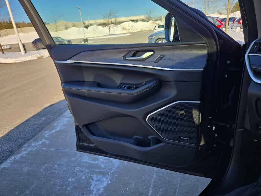 used 2022 Jeep Grand Cherokee 4xe car, priced at $25,900