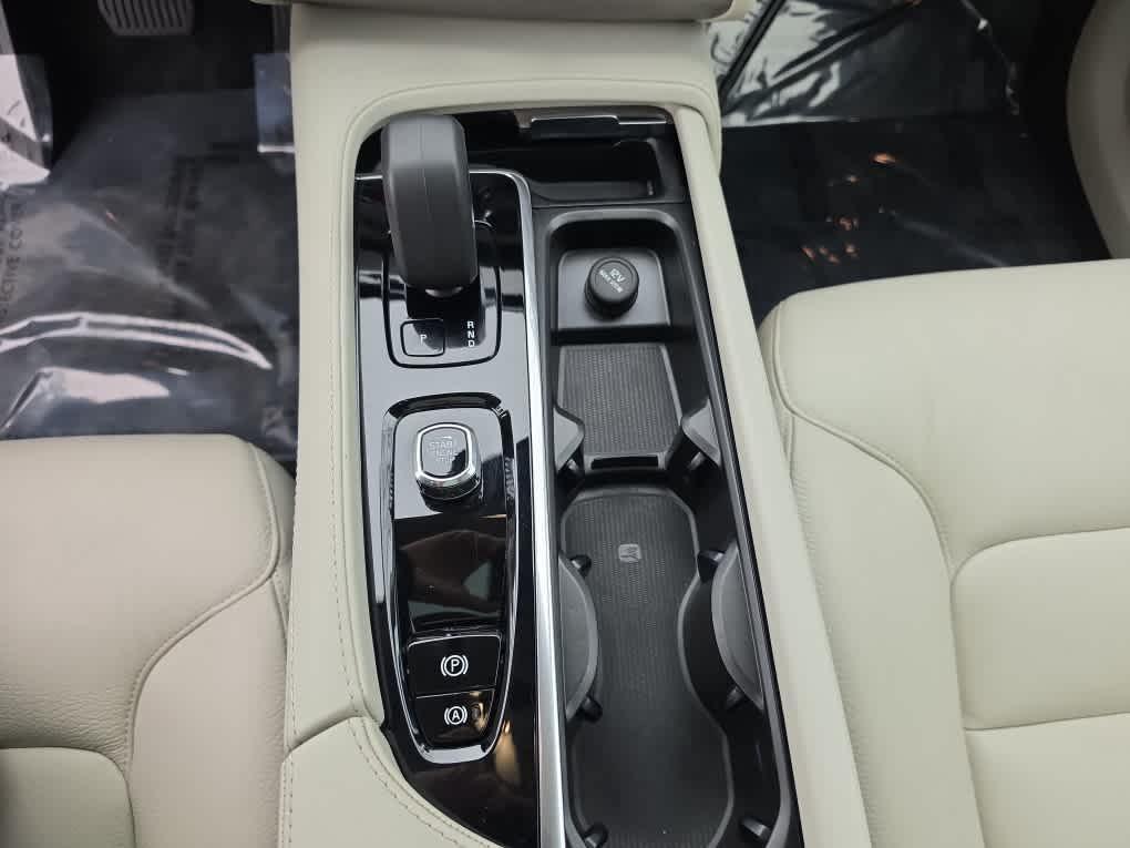 used 2023 Volvo XC90 car, priced at $39,600