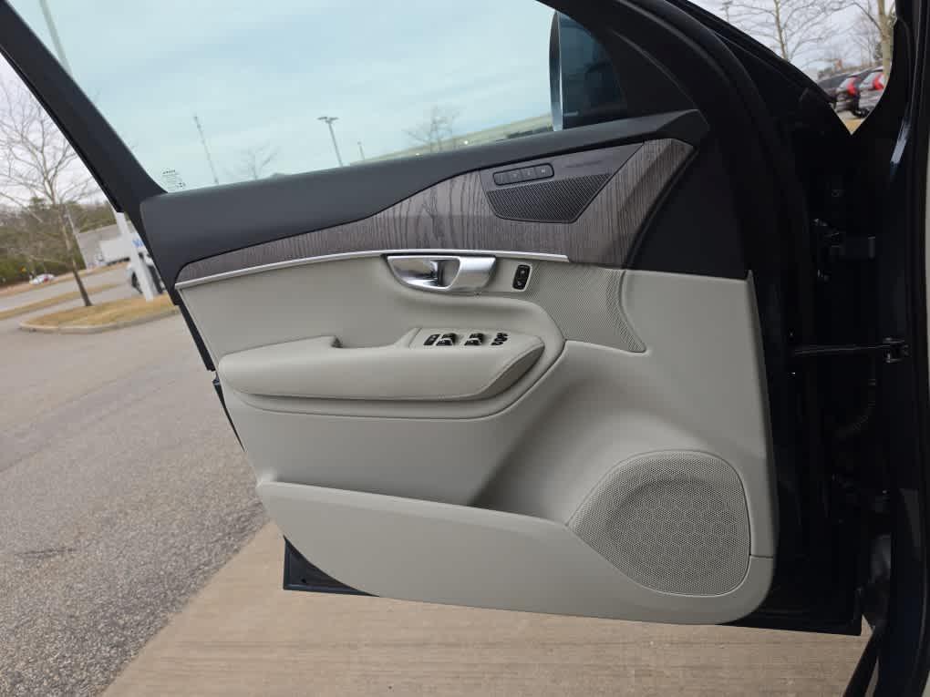 used 2023 Volvo XC90 car, priced at $39,600