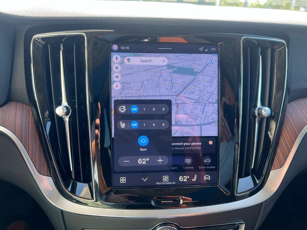 new 2026 Volvo V60 Cross Country car