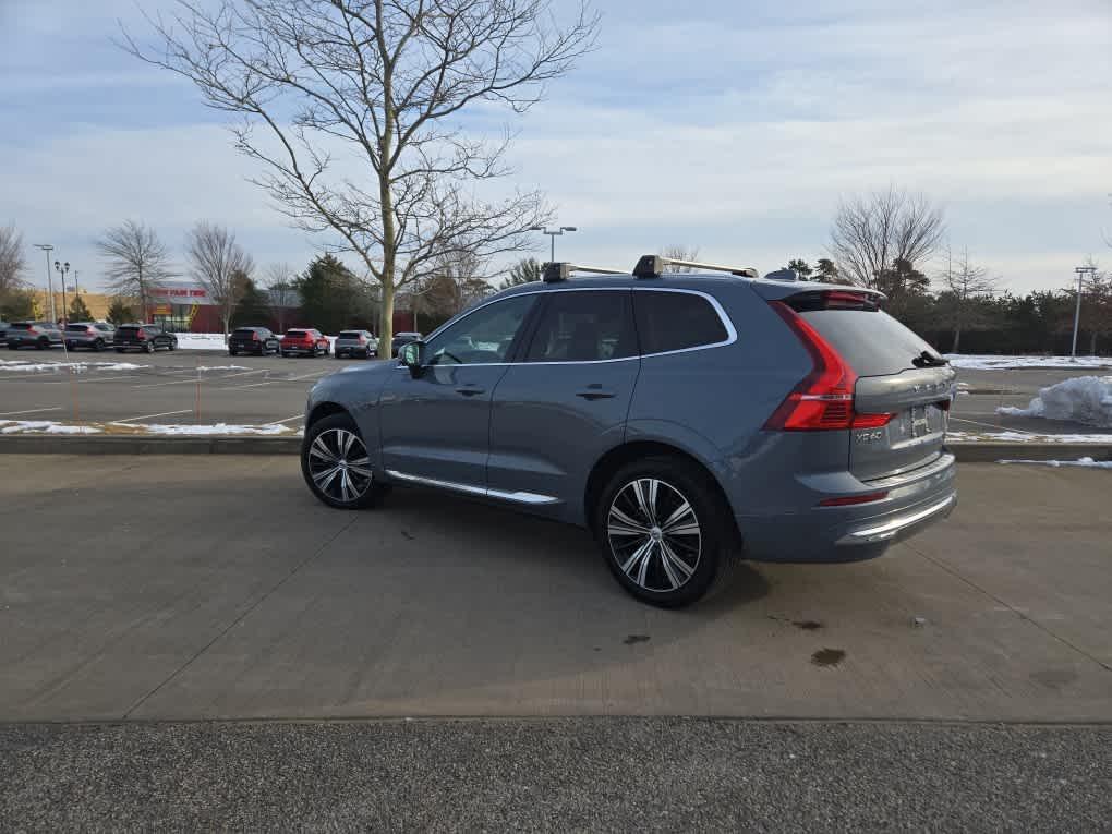 used 2023 Volvo XC60 car, priced at $32,900