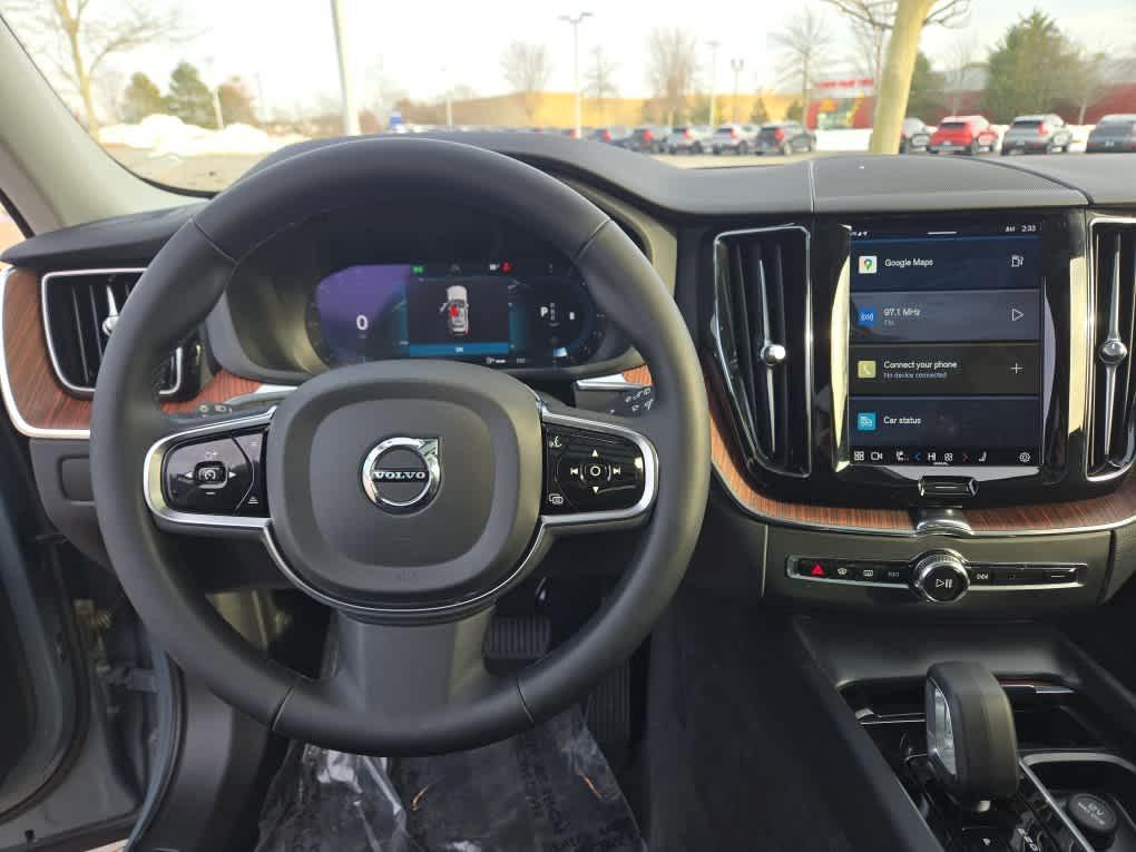 used 2023 Volvo XC60 car, priced at $32,900