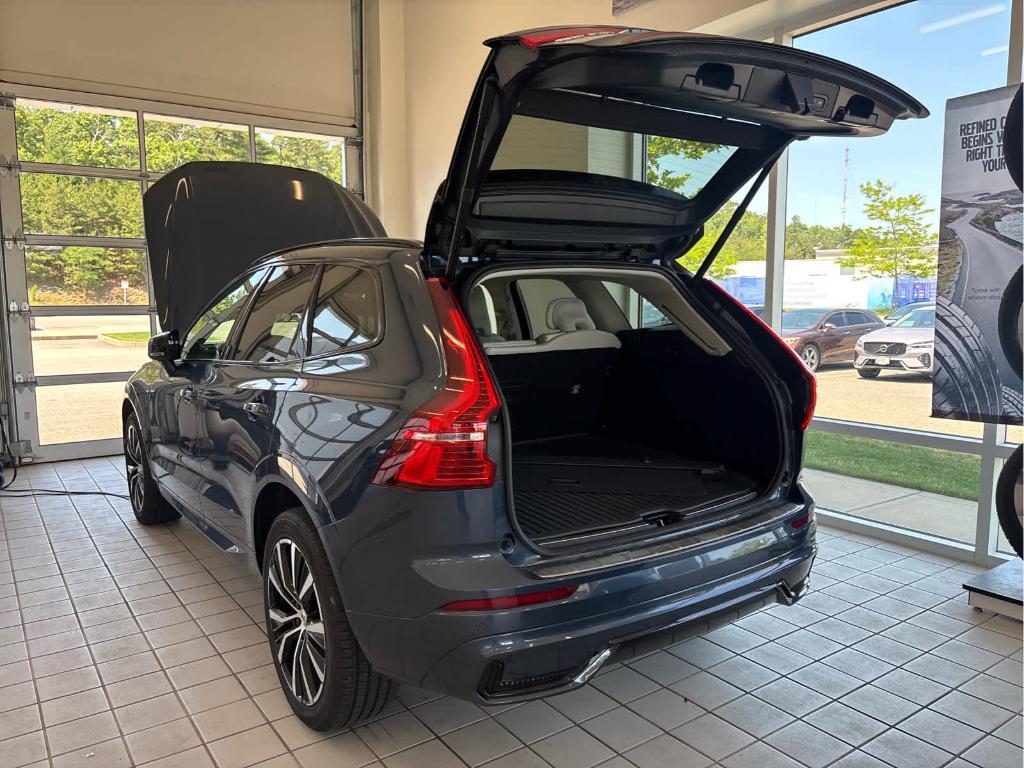 used 2024 Volvo XC60 car, priced at $36,794