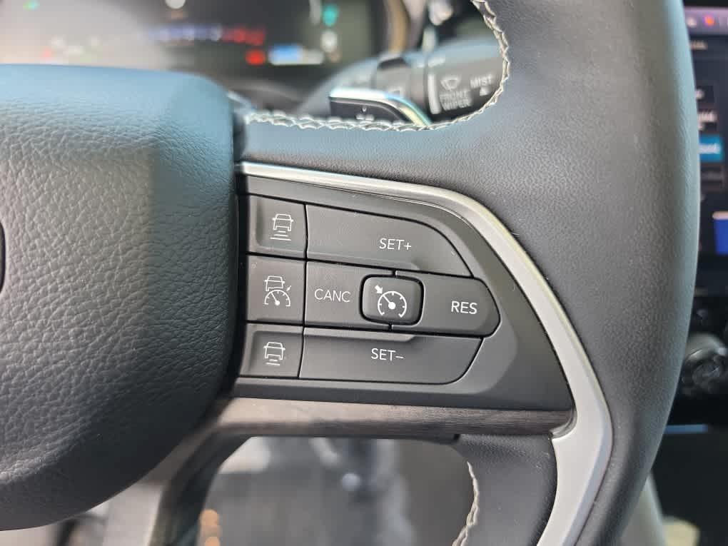 used 2023 Jeep Grand Cherokee 4xe car, priced at $29,094