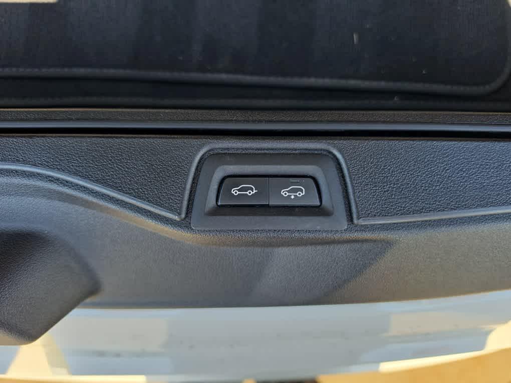 used 2023 BMW X7 car, priced at $52,494