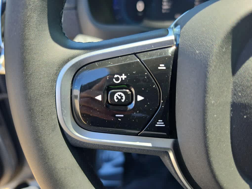 used 2025 Volvo XC90 car, priced at $52,094