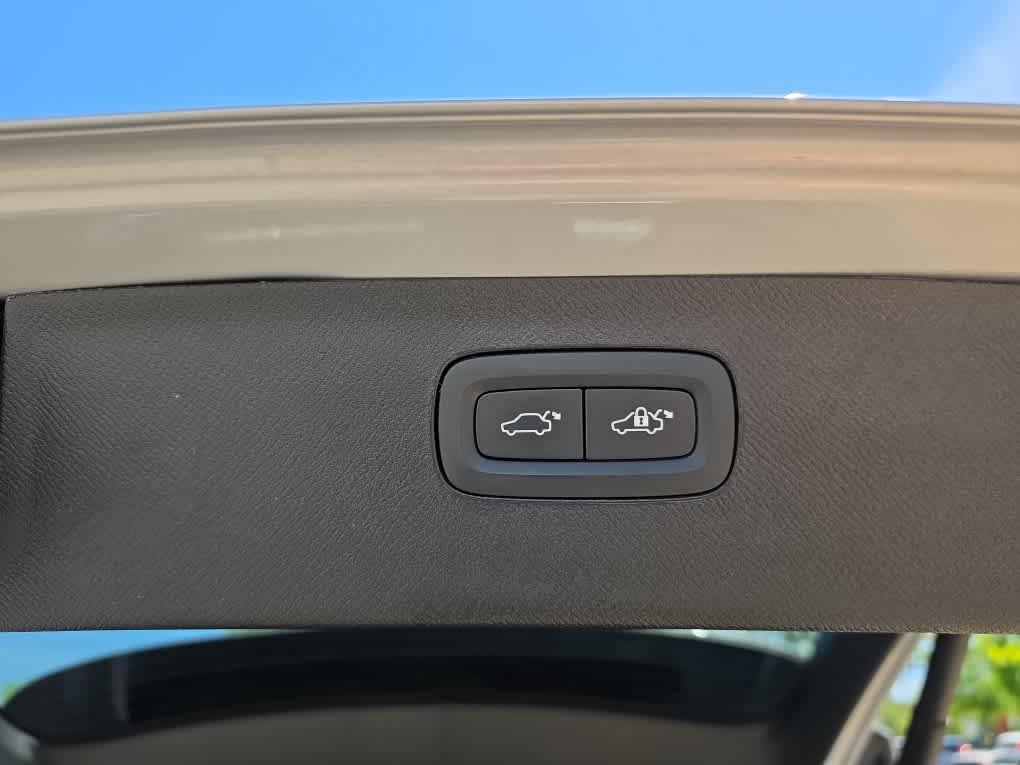 used 2025 Volvo XC90 car, priced at $52,094