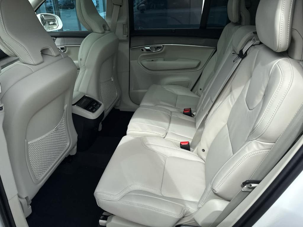 new 2026 Volvo XC90 car, priced at $75,155