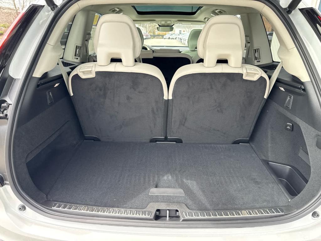 new 2026 Volvo XC90 car, priced at $75,155