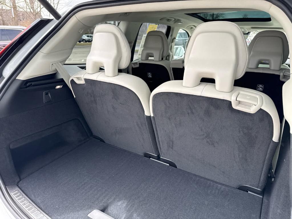 new 2026 Volvo XC90 car, priced at $75,155