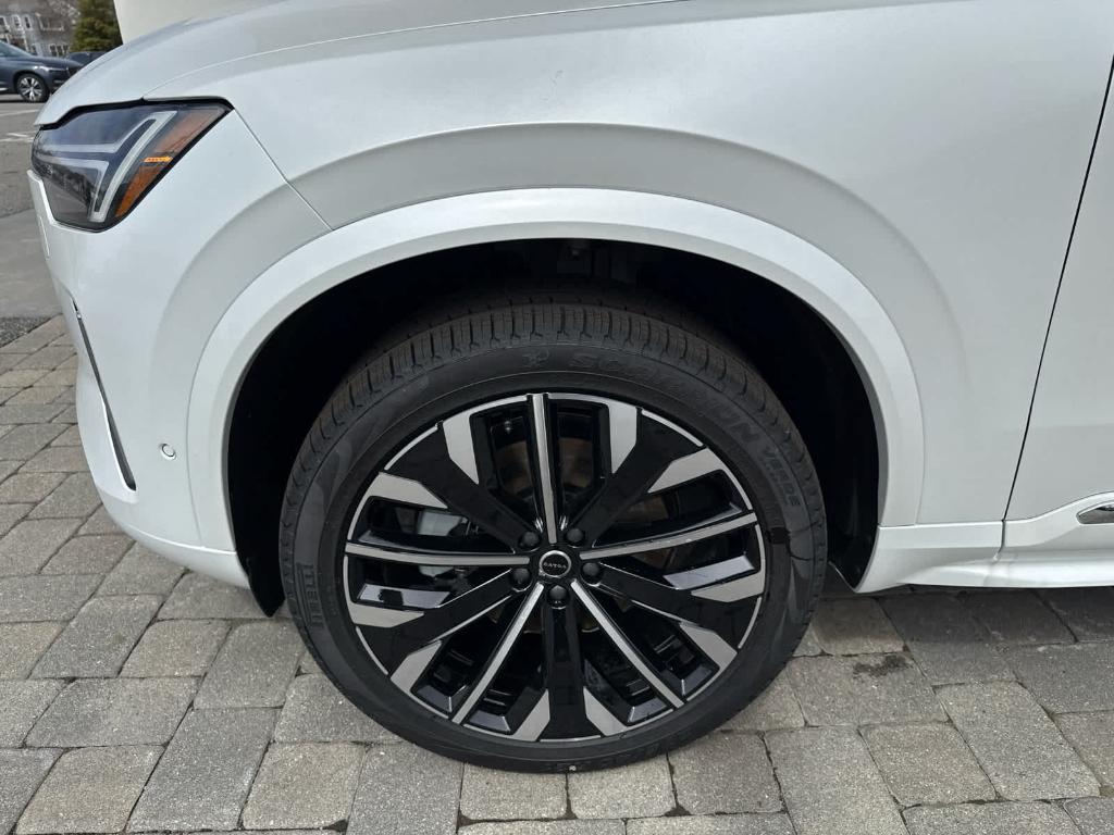 new 2026 Volvo XC90 car, priced at $75,155