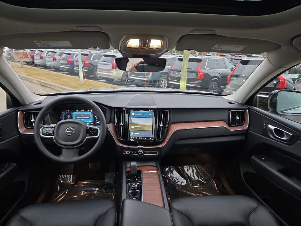 used 2023 Volvo XC60 car, priced at $30,300