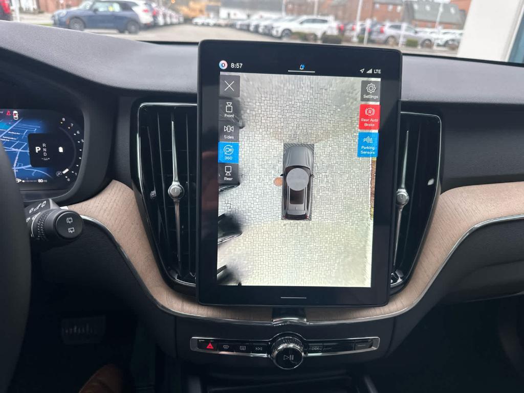 new 2026 Volvo XC60 car, priced at $59,084