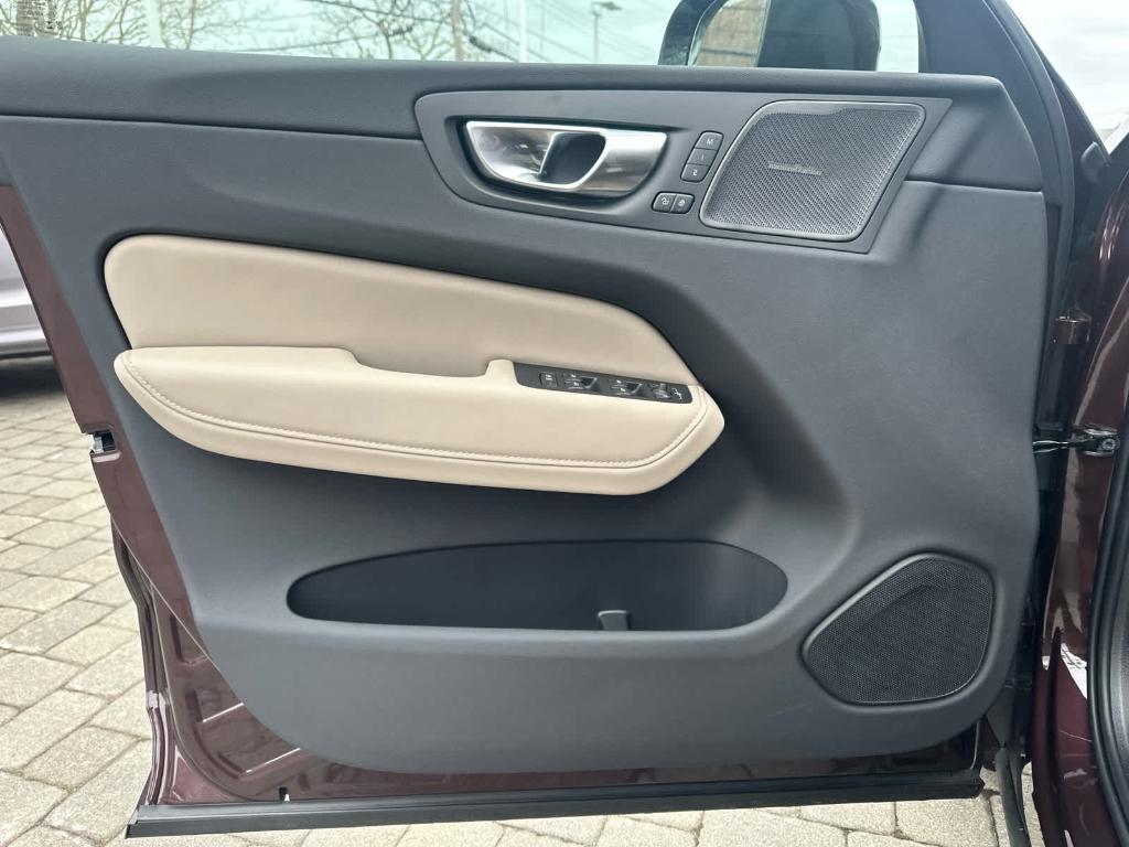 new 2026 Volvo XC60 car, priced at $59,084