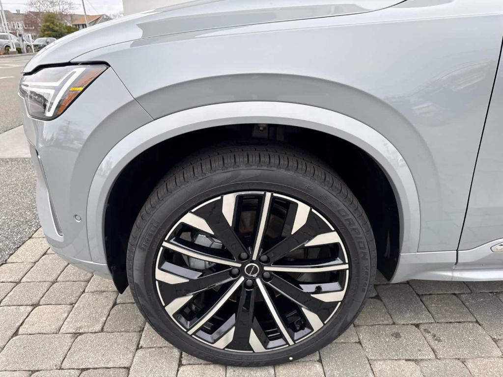 new 2026 Volvo XC90 car, priced at $75,749