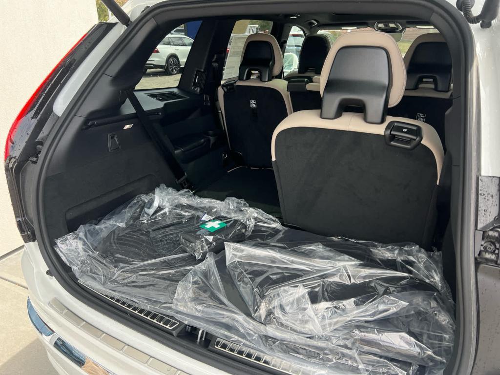 new 2026 Volvo XC90 car, priced at $72,419