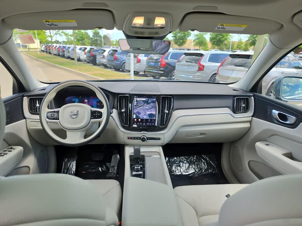 used 2023 Volvo XC60 car, priced at $36,094