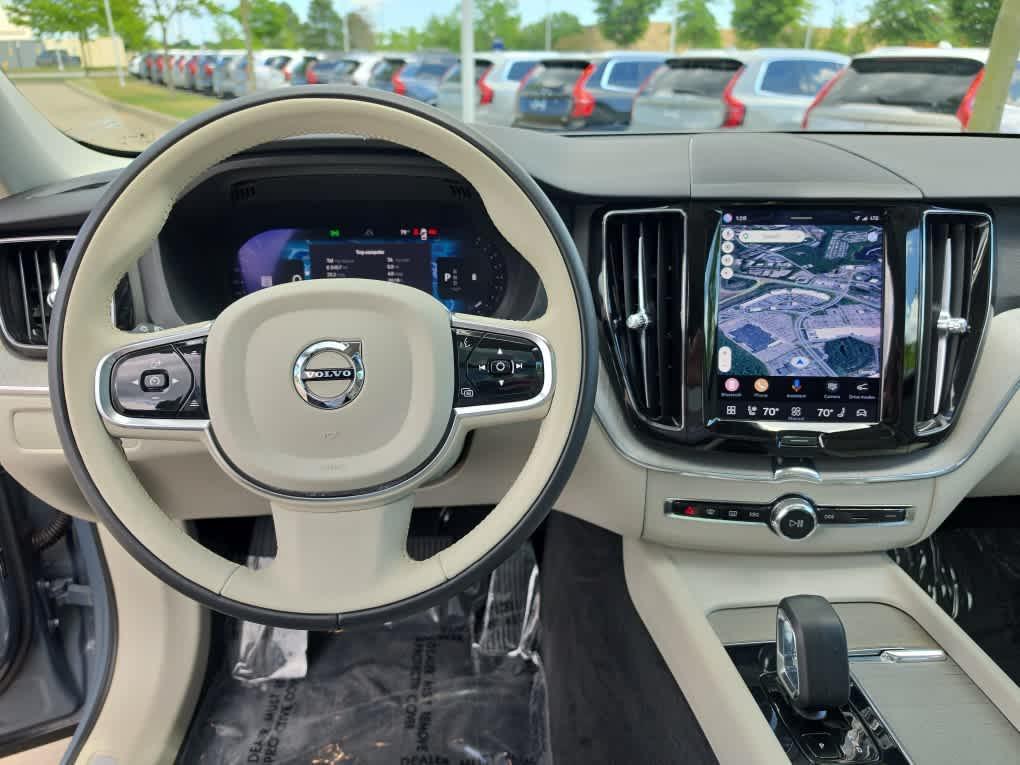 used 2023 Volvo XC60 car, priced at $36,094
