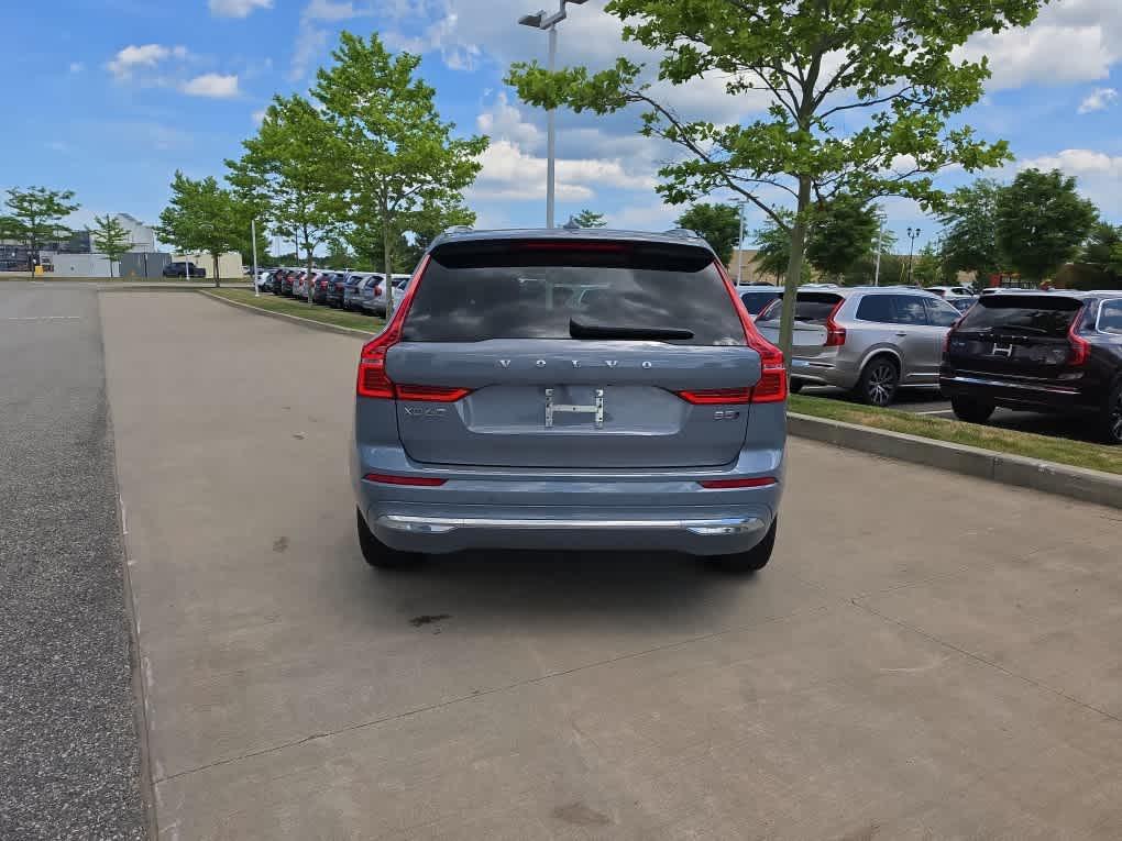 used 2023 Volvo XC60 car, priced at $36,094