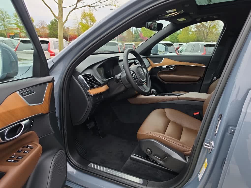used 2023 Volvo XC90 car, priced at $41,800