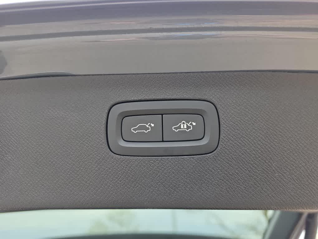 used 2023 Volvo XC90 car, priced at $41,800