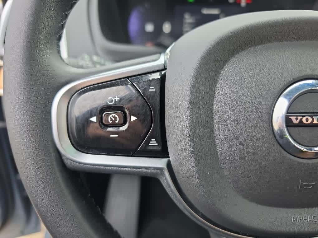 used 2023 Volvo XC90 car, priced at $41,800
