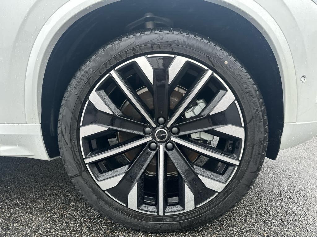 new 2026 Volvo XC90 car, priced at $72,419