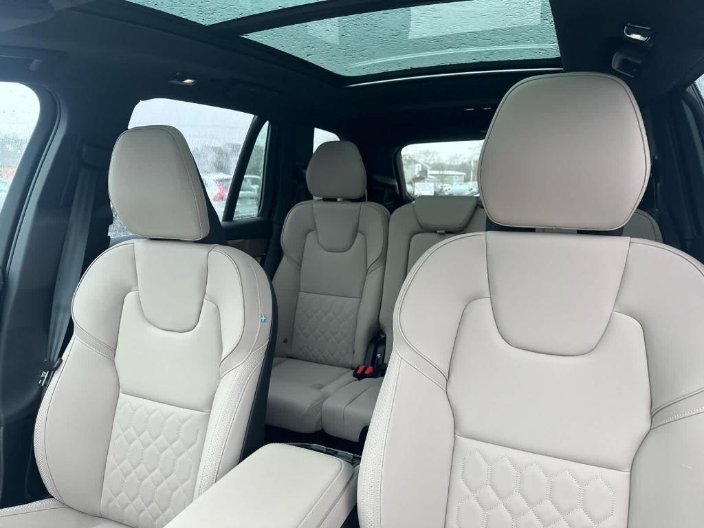 new 2026 Volvo XC90 car, priced at $72,419