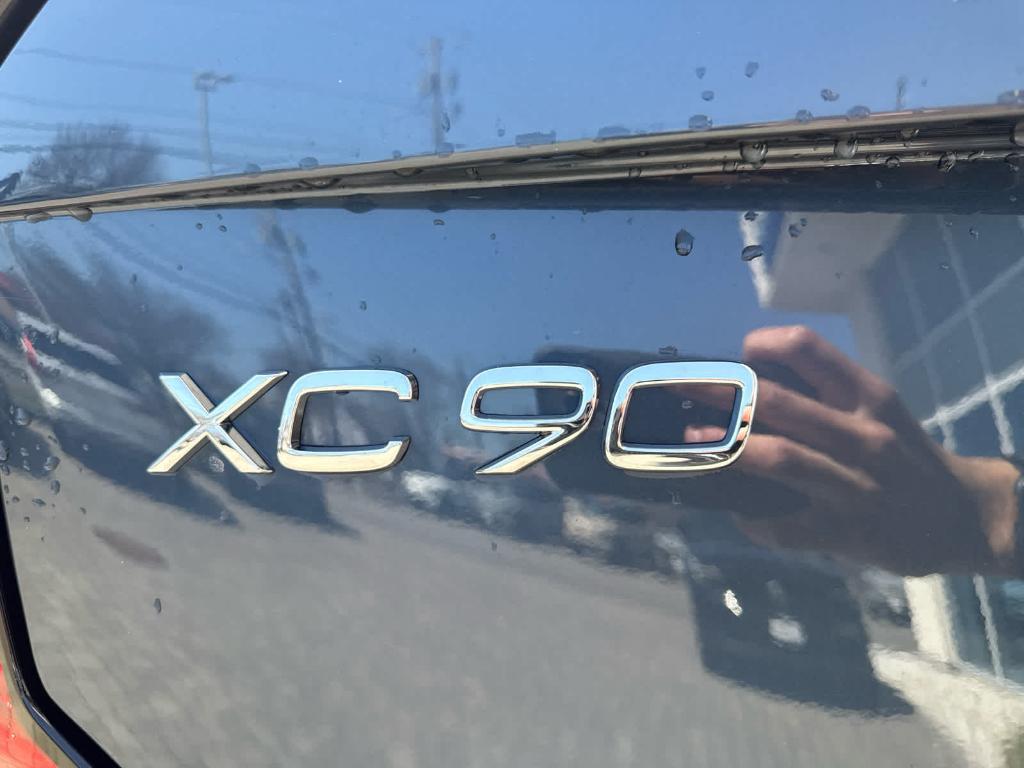 new 2026 Volvo XC90 car, priced at $76,580