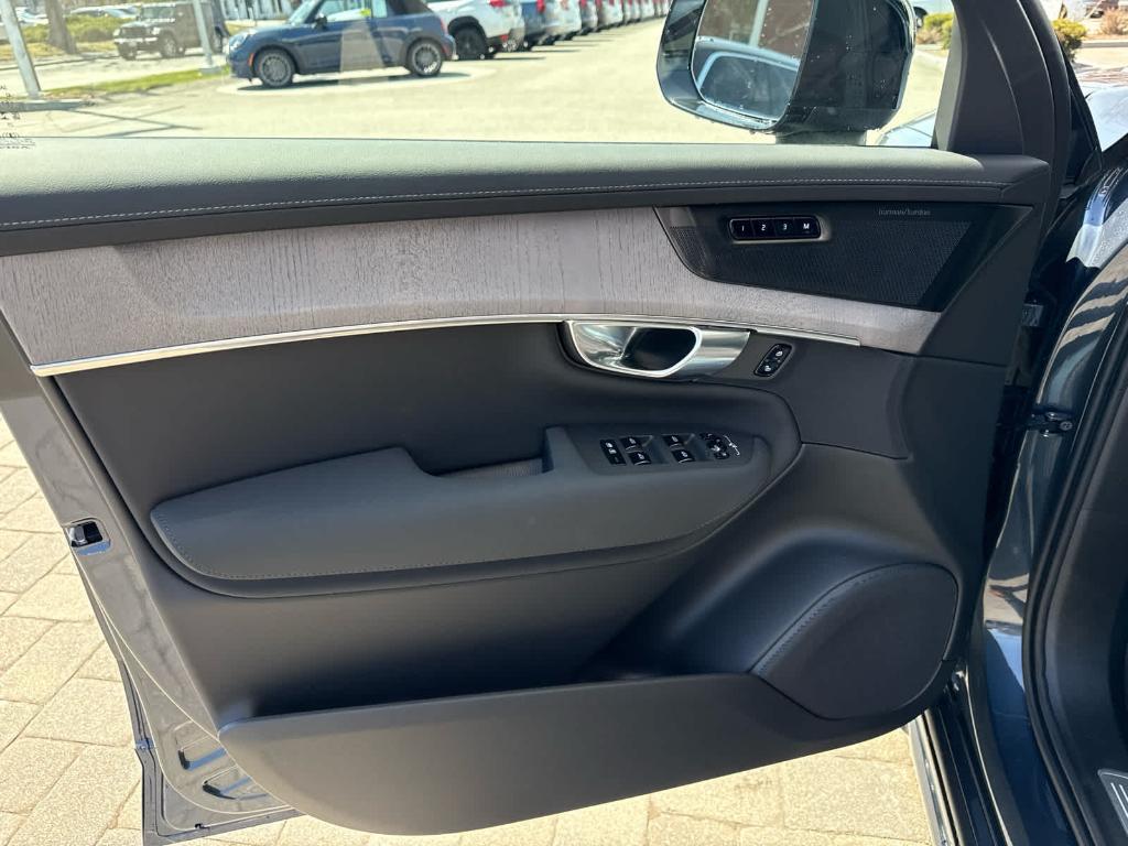 new 2026 Volvo XC90 car, priced at $76,580