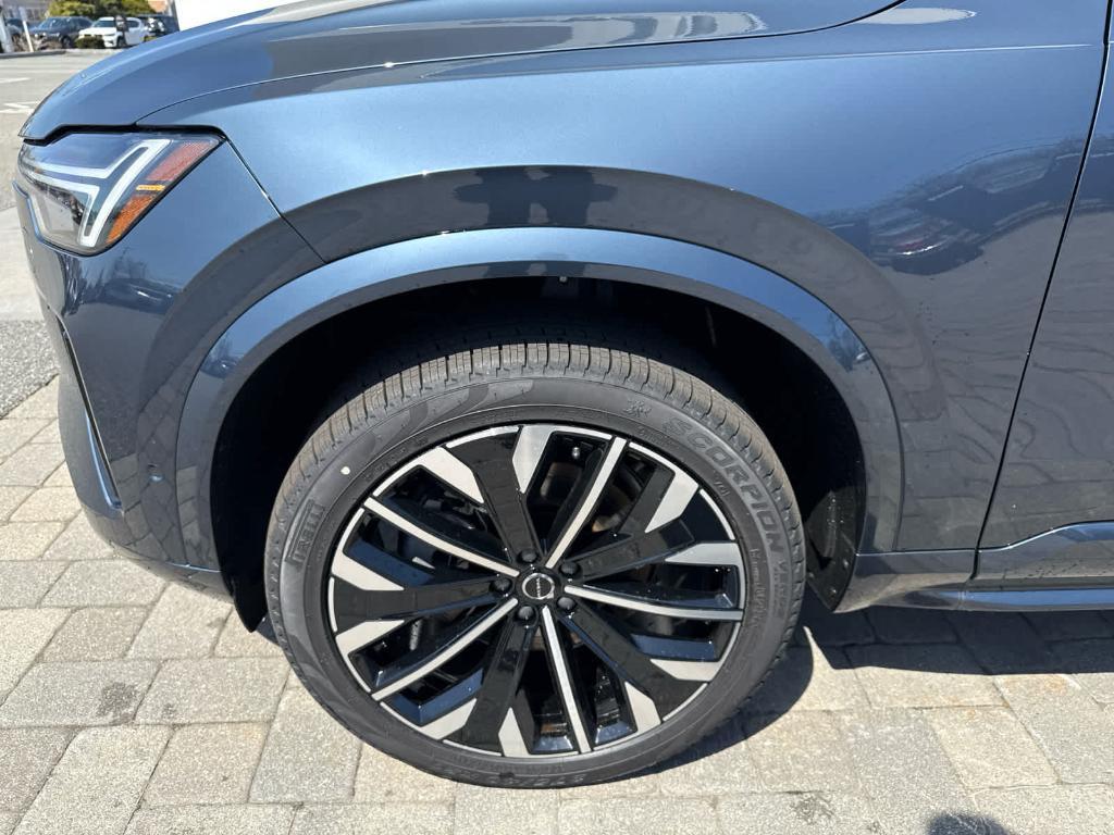 new 2026 Volvo XC90 car, priced at $76,580