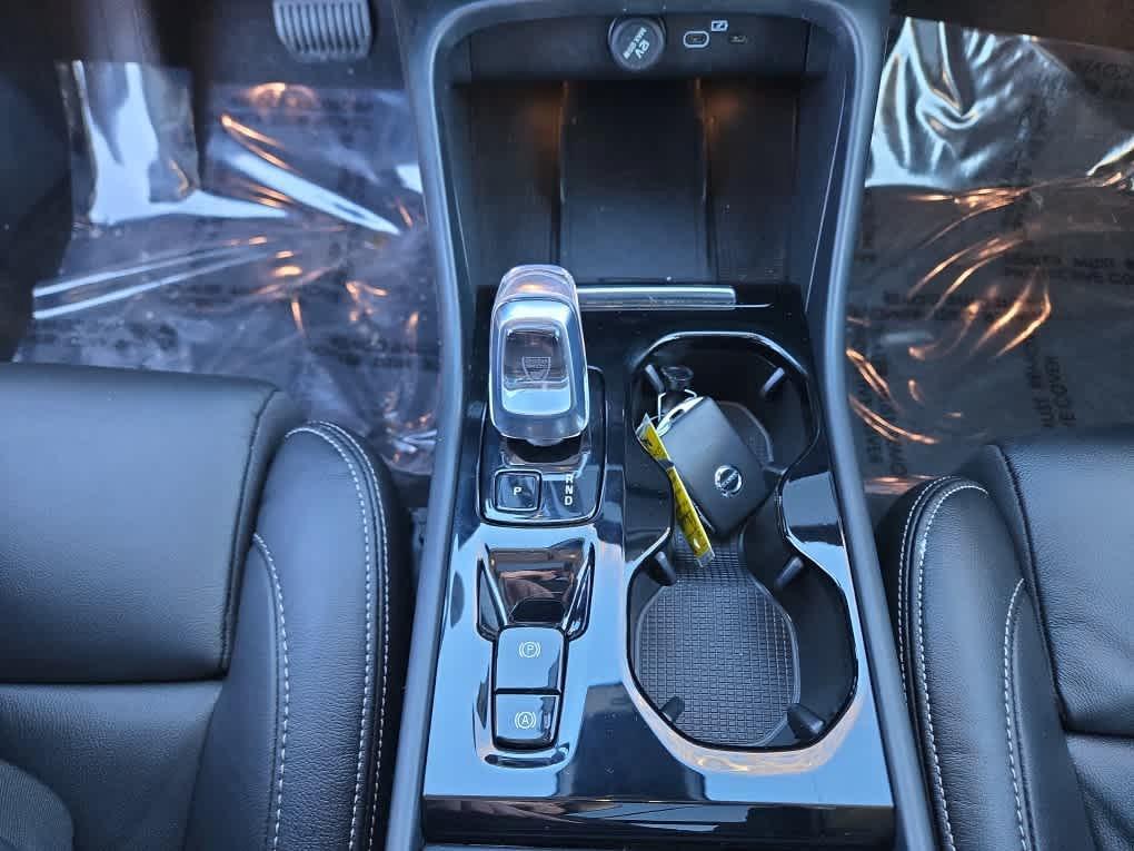 used 2023 Volvo XC40 car, priced at $28,500
