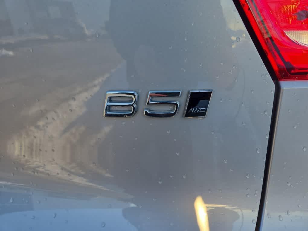 used 2023 Volvo XC40 car, priced at $28,500