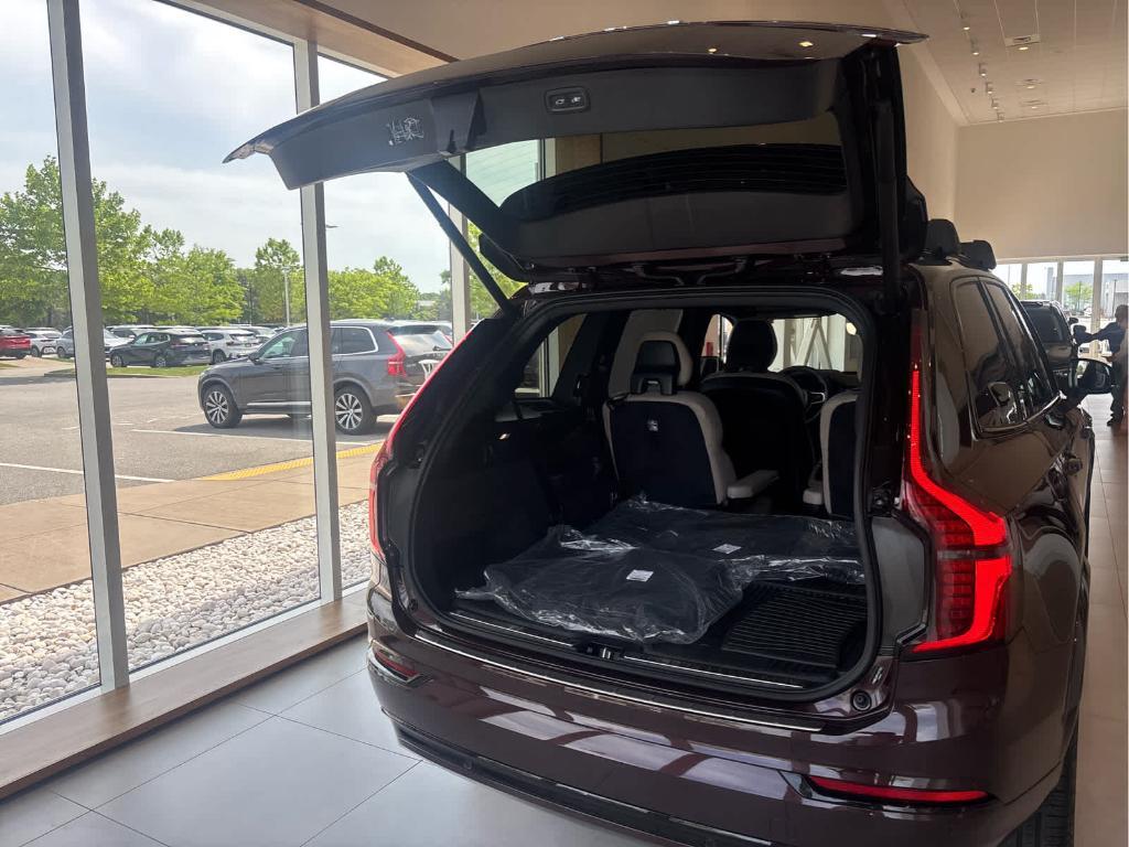 used 2026 Volvo XC90 car, priced at $68,994