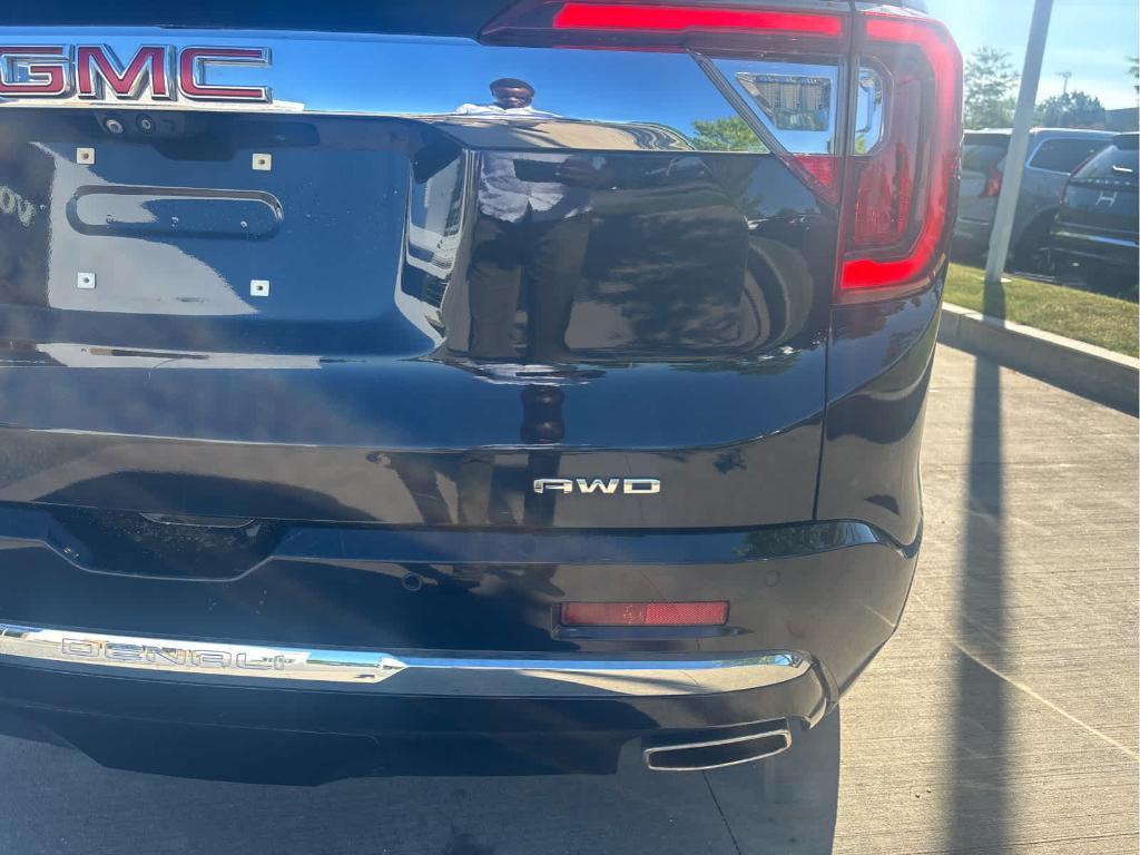 used 2021 GMC Acadia car, priced at $25,094