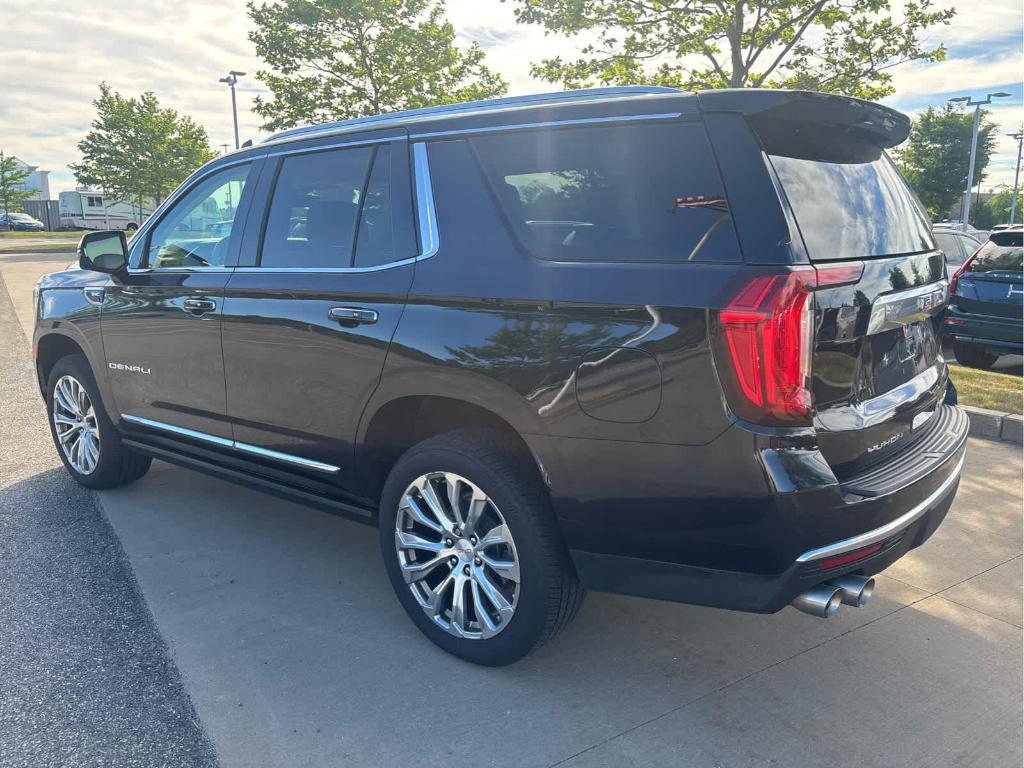 used 2023 GMC Yukon car, priced at $61,094