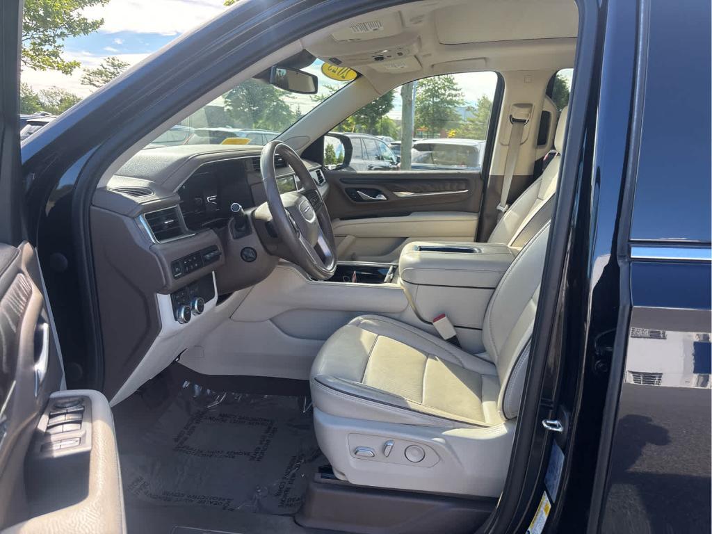 used 2023 GMC Yukon car, priced at $61,094