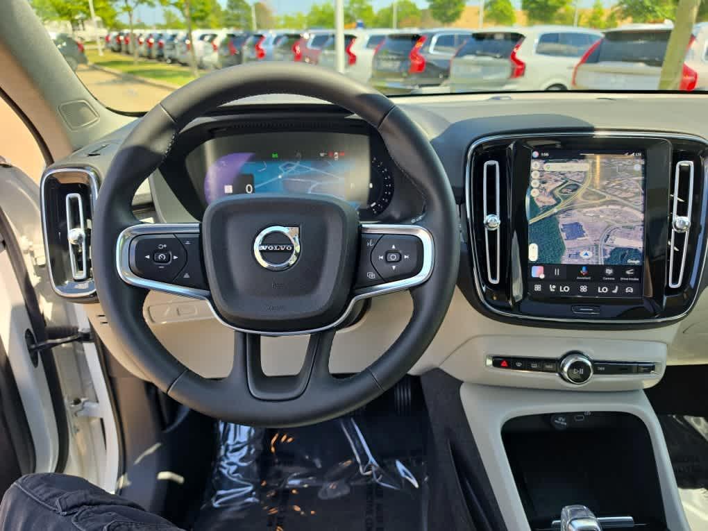 used 2023 Volvo XC40 car, priced at $28,094
