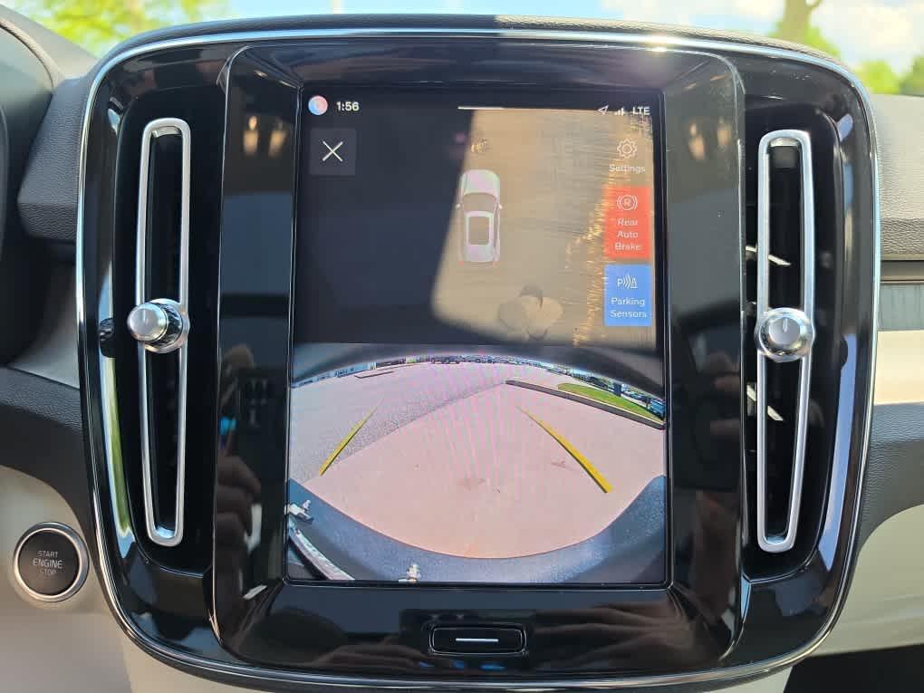used 2023 Volvo XC40 car, priced at $28,094
