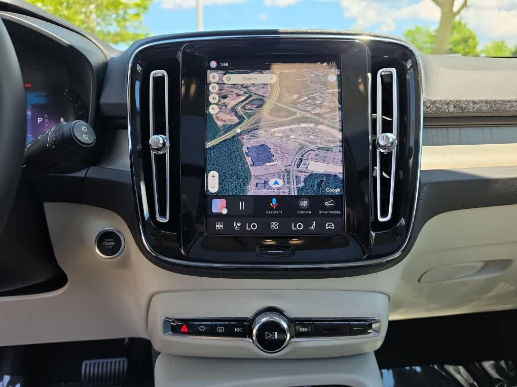 used 2023 Volvo XC40 car, priced at $28,094