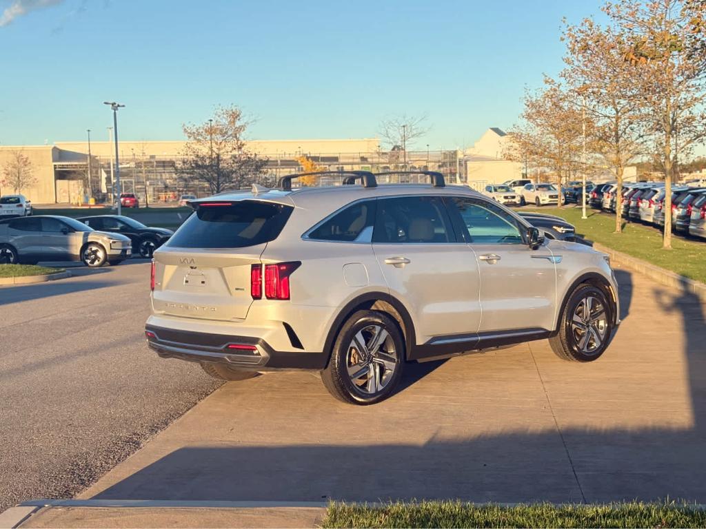 used 2022 Kia Sorento Plug-In Hybrid car, priced at $22,300