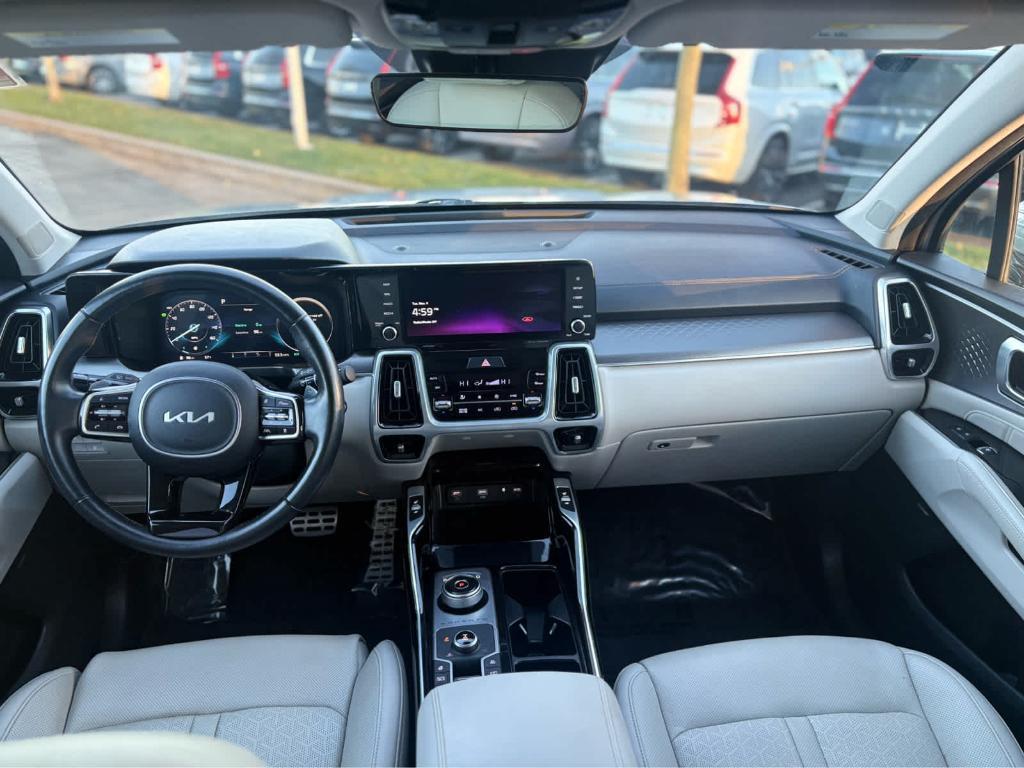used 2022 Kia Sorento Plug-In Hybrid car, priced at $22,300