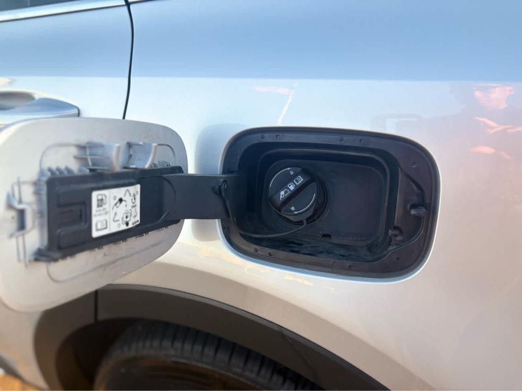 used 2022 Kia Sorento Plug-In Hybrid car, priced at $22,300